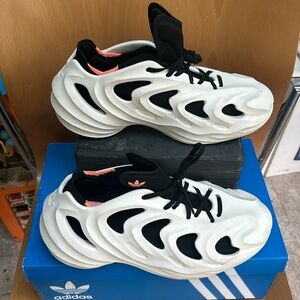 Adifom Q Size 8 Sneakers
